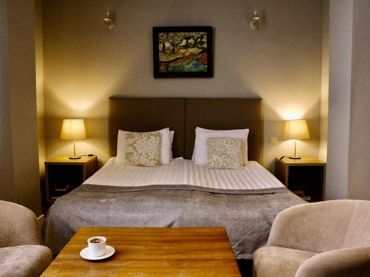 Boutique Hotel Amra Soukhoumi Extérieur photo