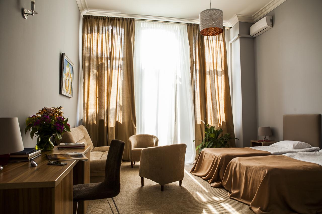 Boutique Hotel Amra Soukhoumi Extérieur photo