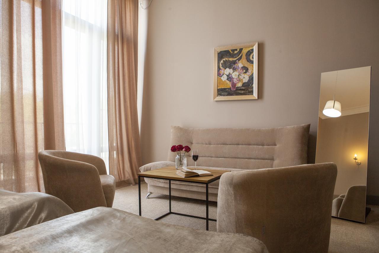 Boutique Hotel Amra Soukhoumi Extérieur photo