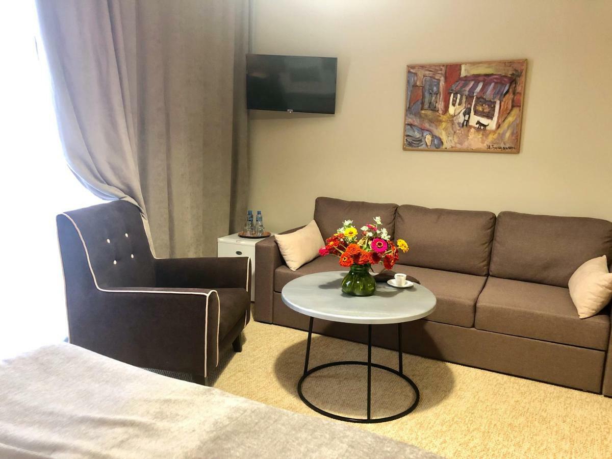 Boutique Hotel Amra Soukhoumi Extérieur photo
